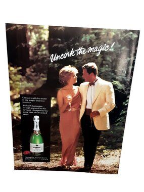 1984 Korbel Champagne Print Ad Romantic Couple Uncork the Magic